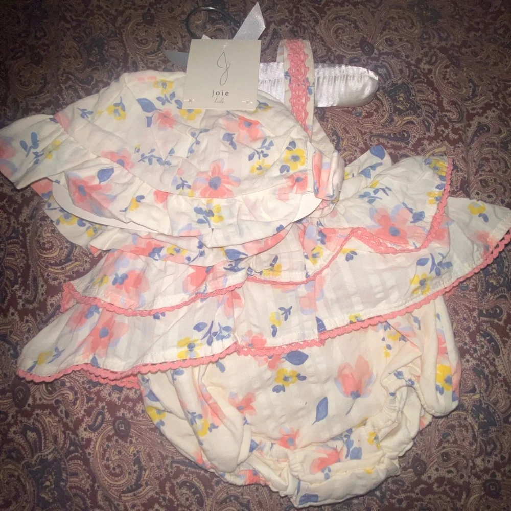 Joie Floral Ruffle Diaper Cover